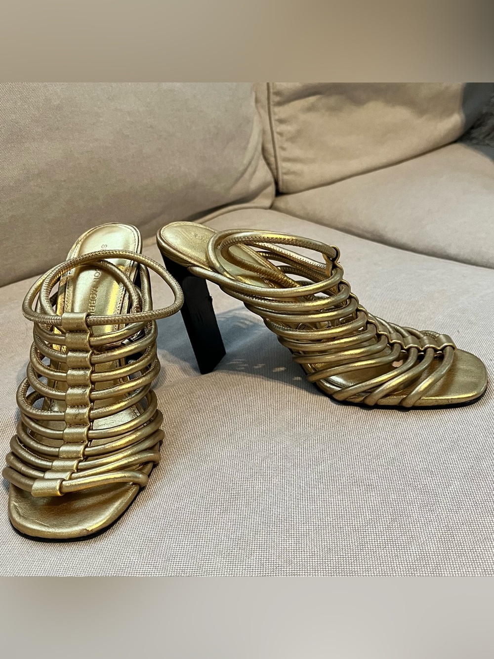 Sigerson Morrison Smilyssa gold leather heels